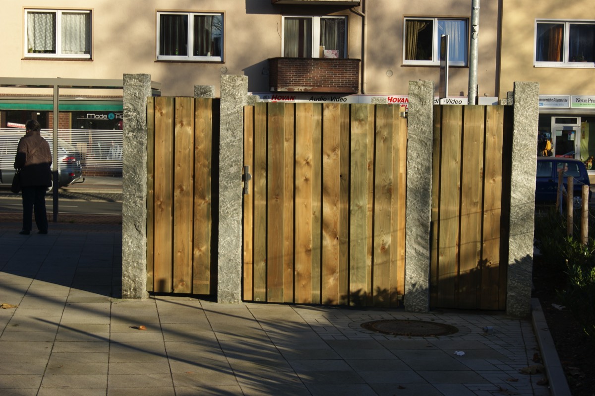 Mülltonnen-Verkleidung